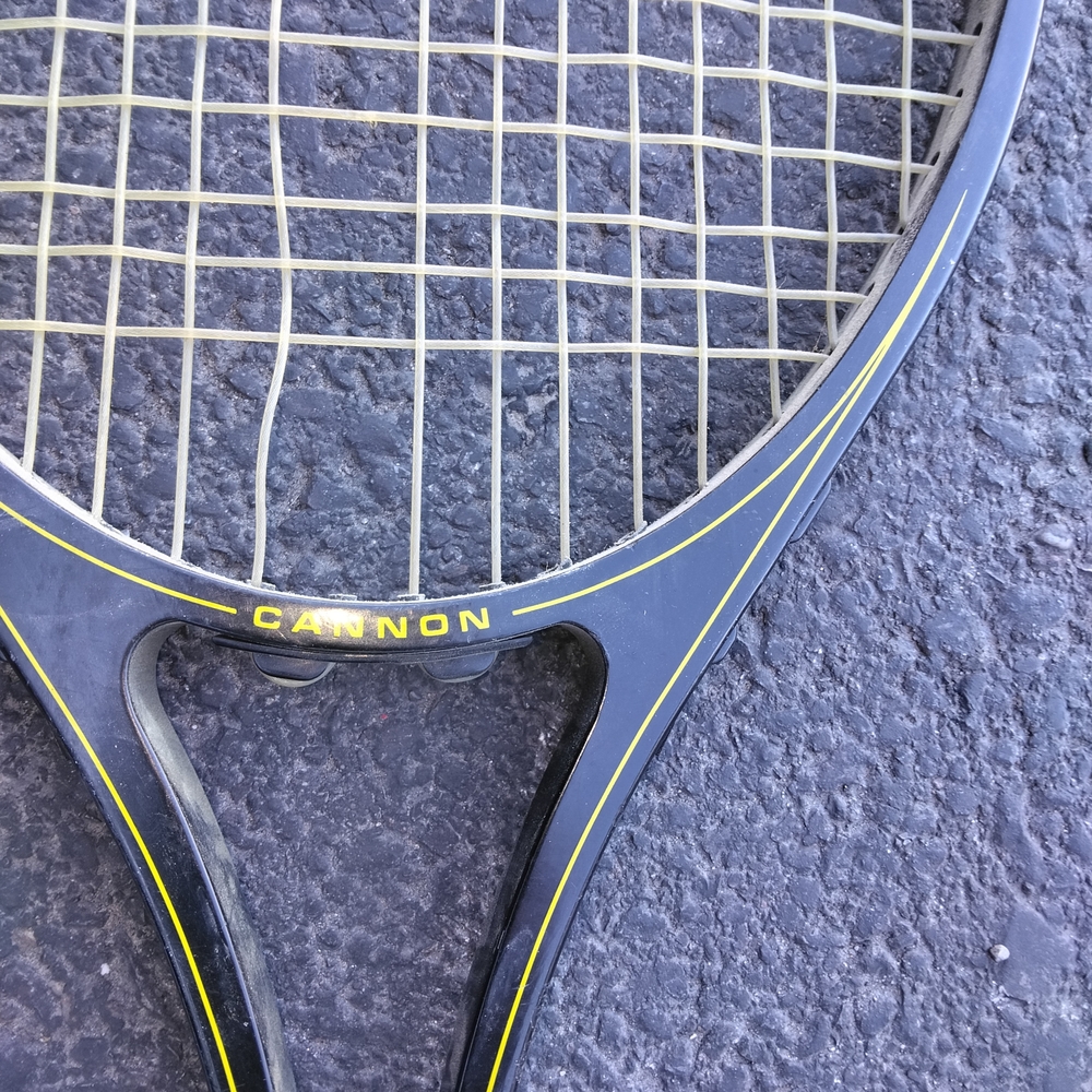 Black and Gold Tennis Racket - Picture 2 of 5